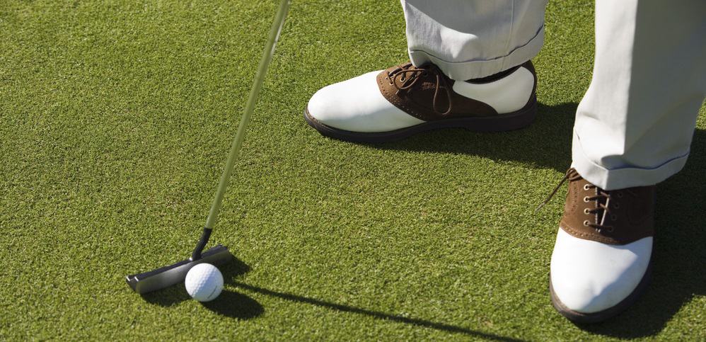 7 Most Comfortable Golf Shoes For Wide Feet in 2021 | Top Picks Reviews